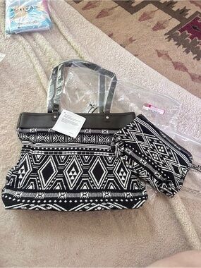 Reversible Black & White Tote Bag with Matching Pouch